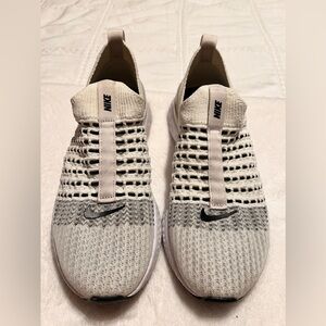 Nike React Phantom Flyknit